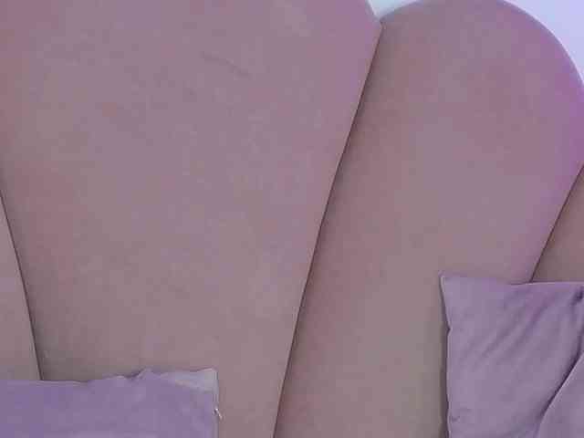AbbyWhite webcam