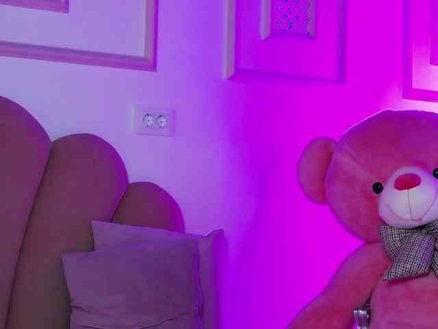 AbbyWhite webcam