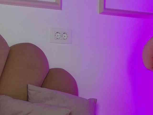 AbbyWhite webcam