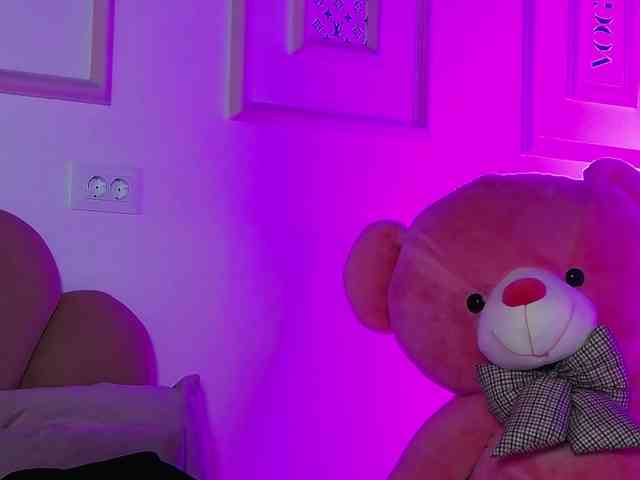 AbbyWhite webcam