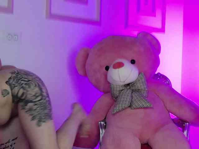 AbbyWhite webcam