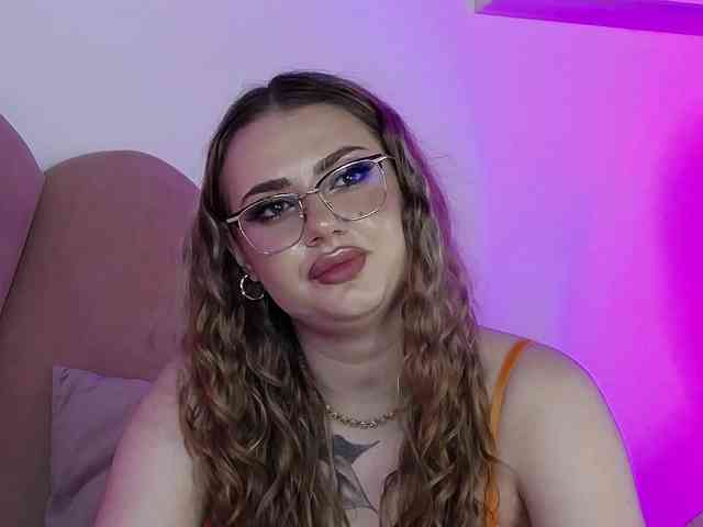 AbbyWhite Live Webcam on BongaCams