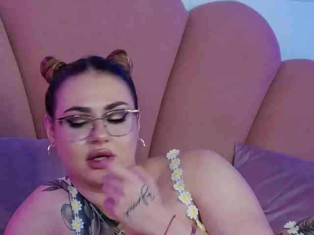 AbbyWhite AbbyWhite