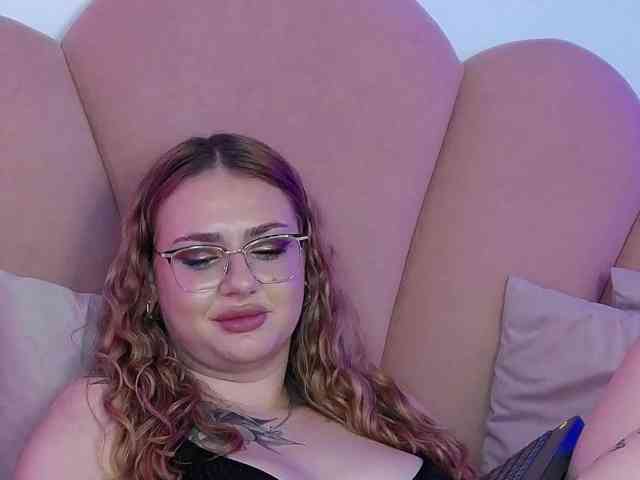 AbbyWhite webcam