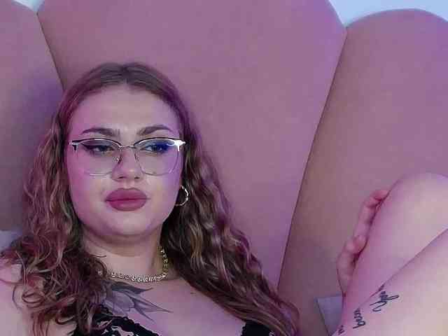 AbbyWhite webcam