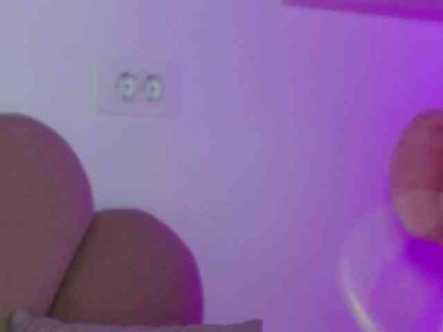 AbbyWhite webcam