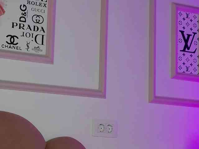 AbbyWhite webcam
