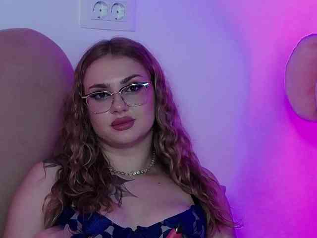 AbbyWhite webcam