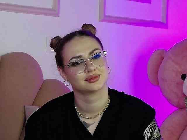 AbbyWhite webcam