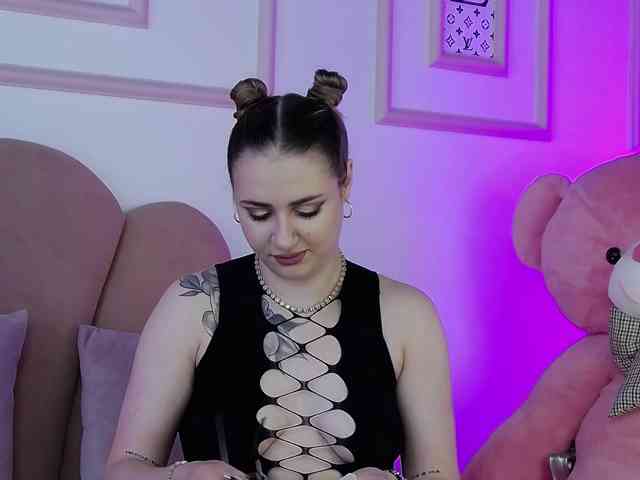 AbbyWhite webcam
