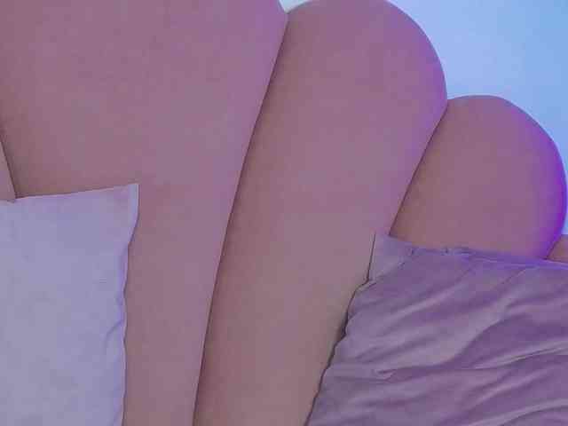 AbbyWhite webcam