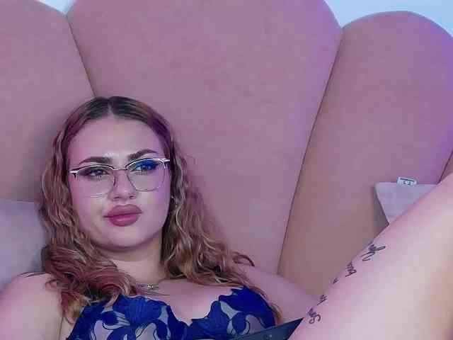 AbbyWhite webcam