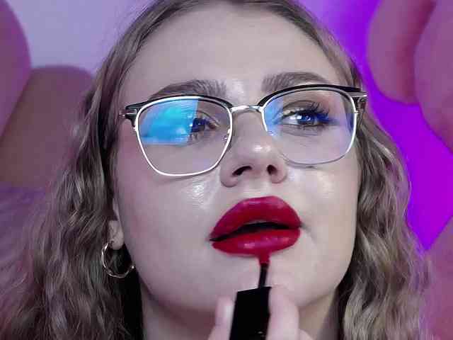 AbbyWhite webcam