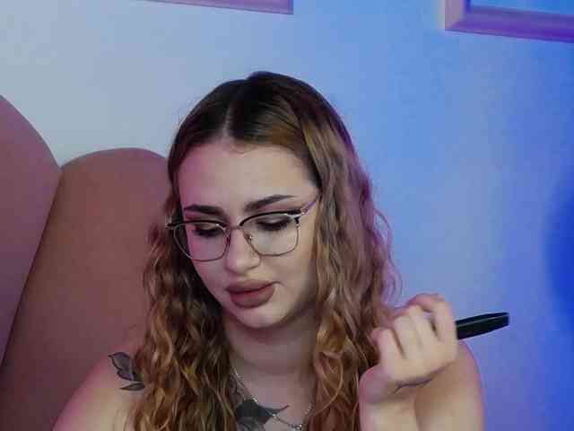 AbbyWhite webcam
