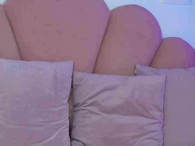 AbbyWhite webcam