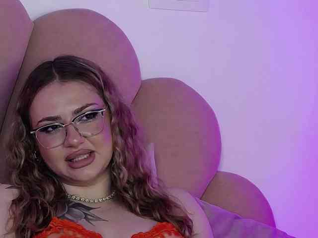 AbbyWhite webcam