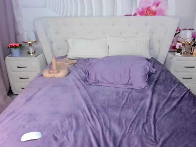 HottieSweetBritney live cam on BongaCams