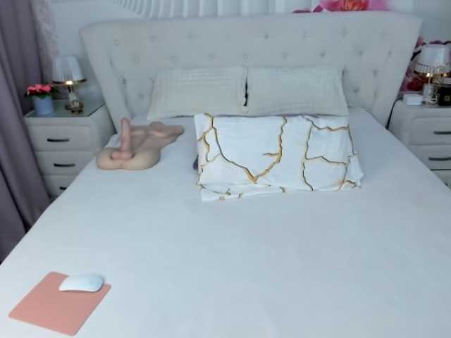 HottieSweetBritney live cam on BongaCams