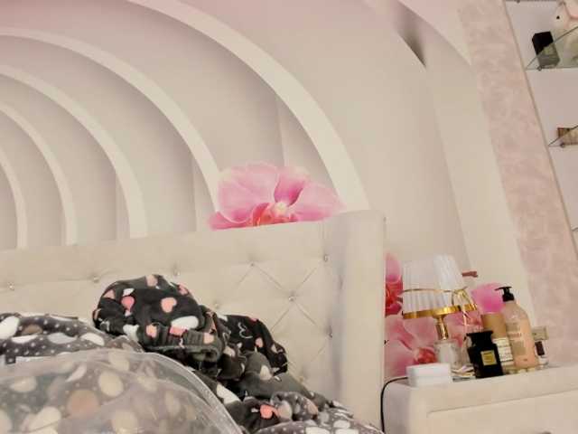 HottieSweetBritney live cam on BongaCams
