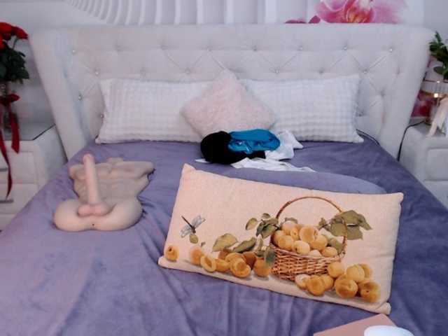 HottieSweetBritney live cam on BongaCams