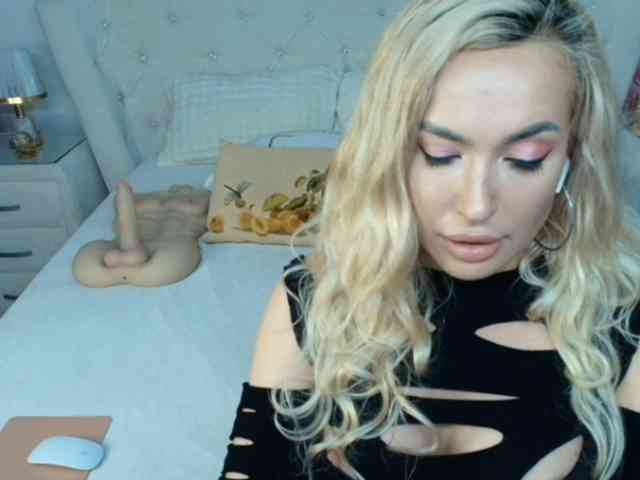 RhaenyraTargaryen webcam