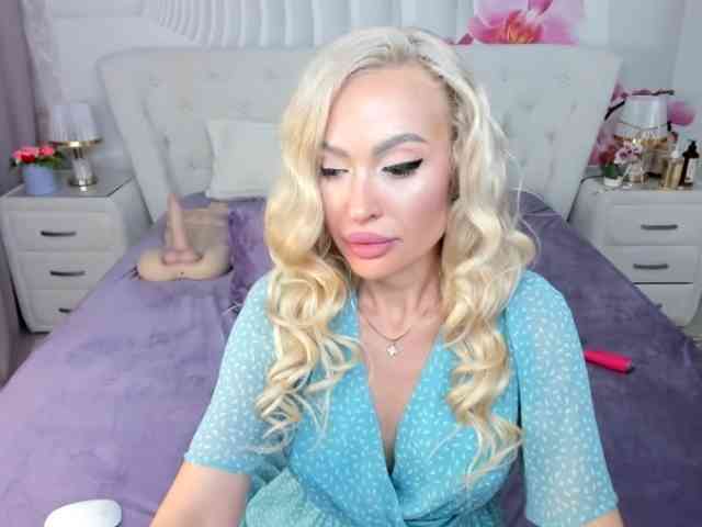 RhaenyraTargaryen webcam