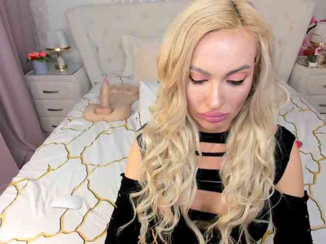 HottieSweetBritn... Live Webcam on BongaCams