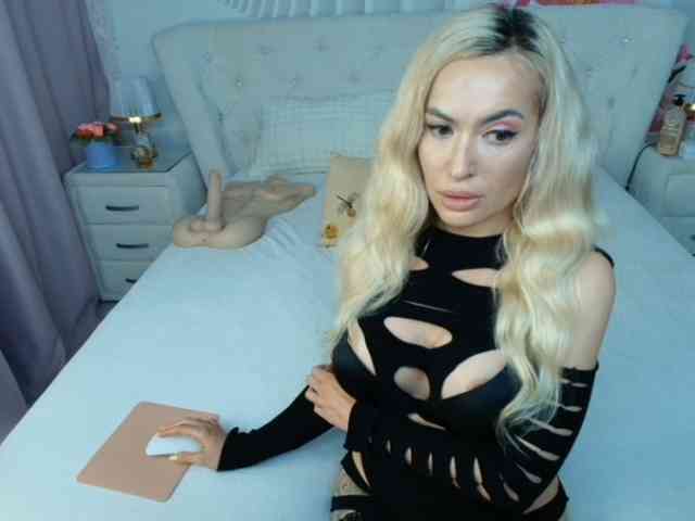 RhaenyraTargaryen webcam