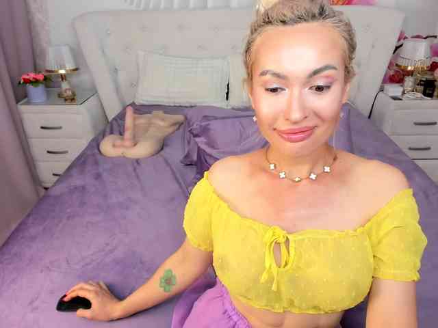 RhaenyraTargaryen webcam