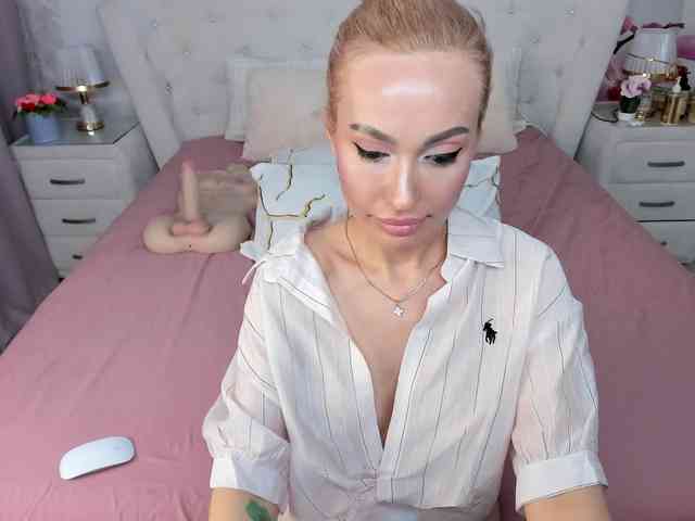 RhaenyraTargaryen webcam
