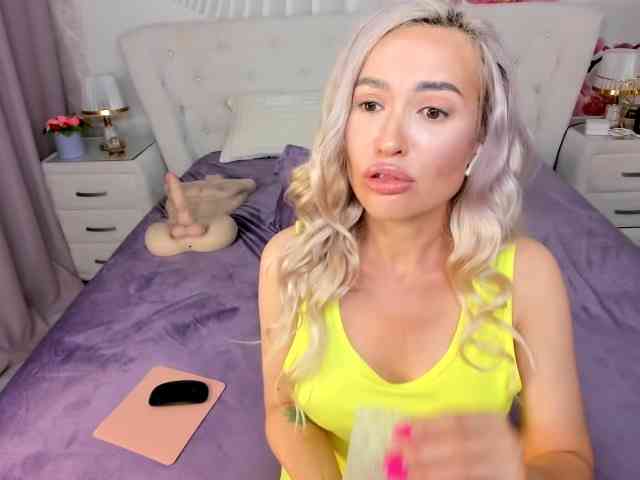 RhaenyraTargaryen webcam