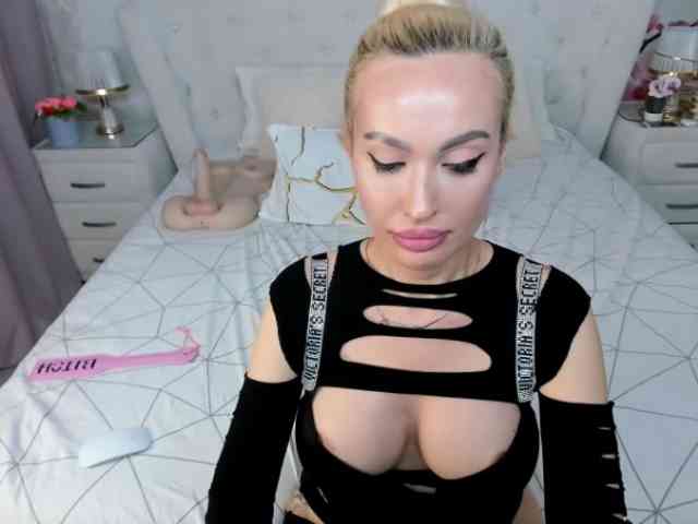 Dieses Model ist jetzt live. HottieSweetBritney