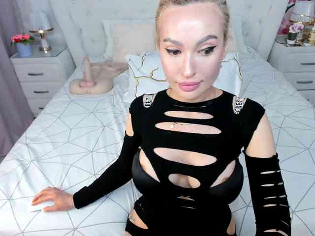 RhaenyraTargaryen webcam