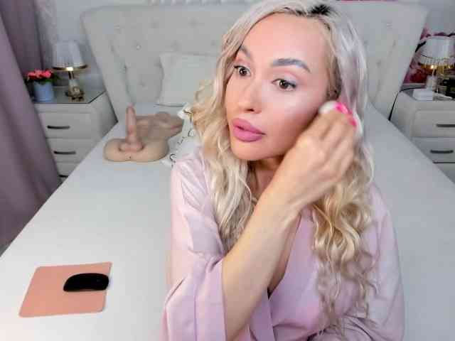 RhaenyraTargaryen webcam