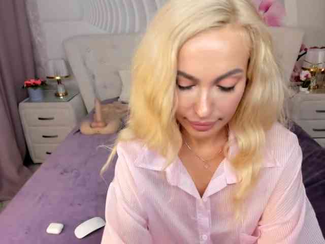 RhaenyraTargaryen webcam