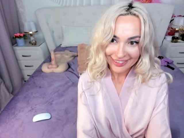 RhaenyraTargaryen webcam