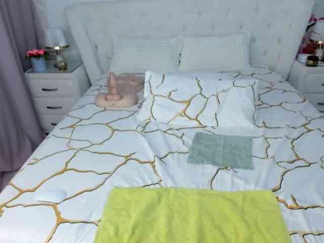 RhaenyraTargaryen webcam
