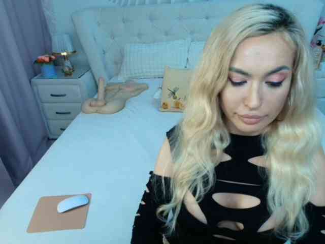 RhaenyraTargaryen webcam