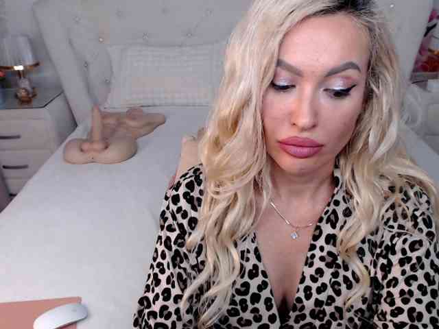 RhaenyraTargaryen webcam