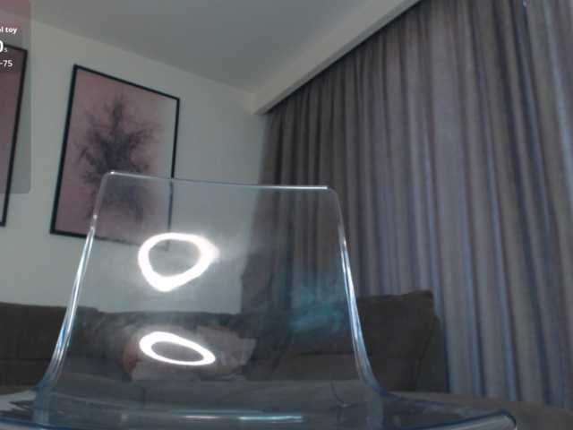 reinakylie live cam on BongaCams