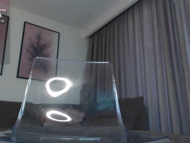 reinakylie live cam on BongaCams