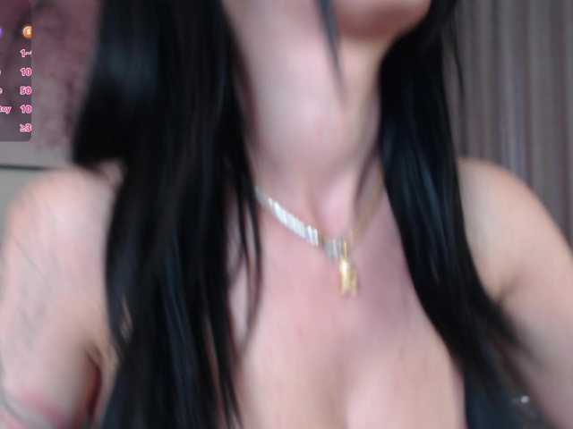 reinakylie live cam on BongaCams