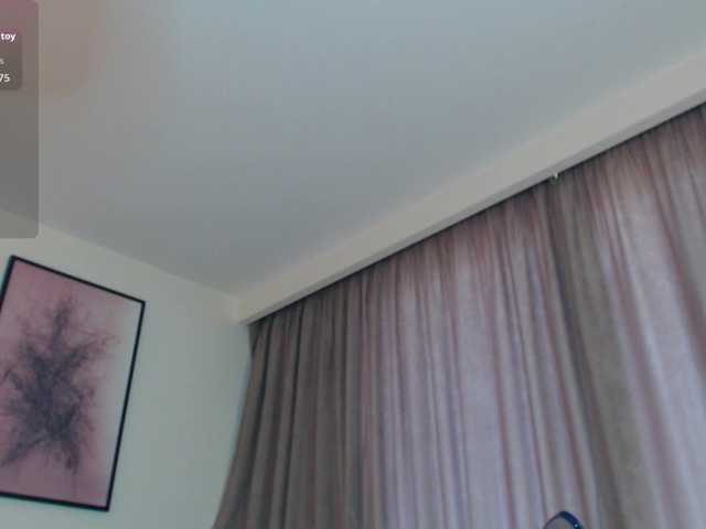 reinakylie live cam on BongaCams
