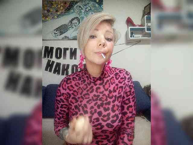 TilyTily webcam