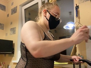 Donut-red Porn Show
