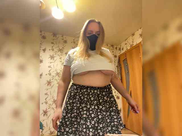 Donut-red webcam