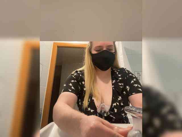 Donut-red webcam
