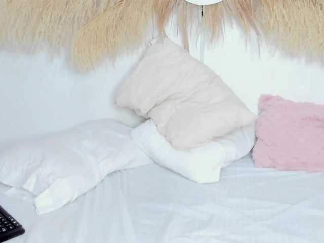 Shakebigass live cam on BongaCams