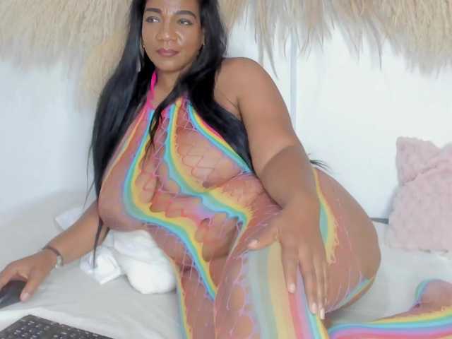 Shakebigass's BongaCams show and profile