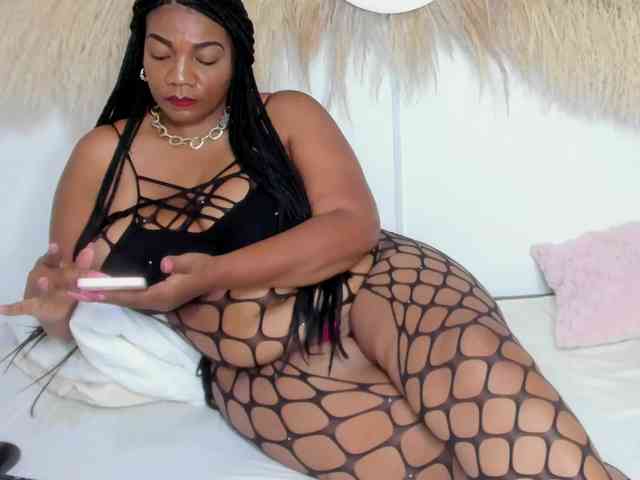 Shakebigass webcam